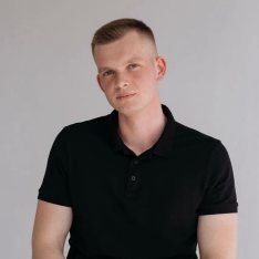 Иван Серегин